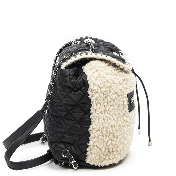 Chanel Coco Neige Flap Backpack - Picture 4 of 7